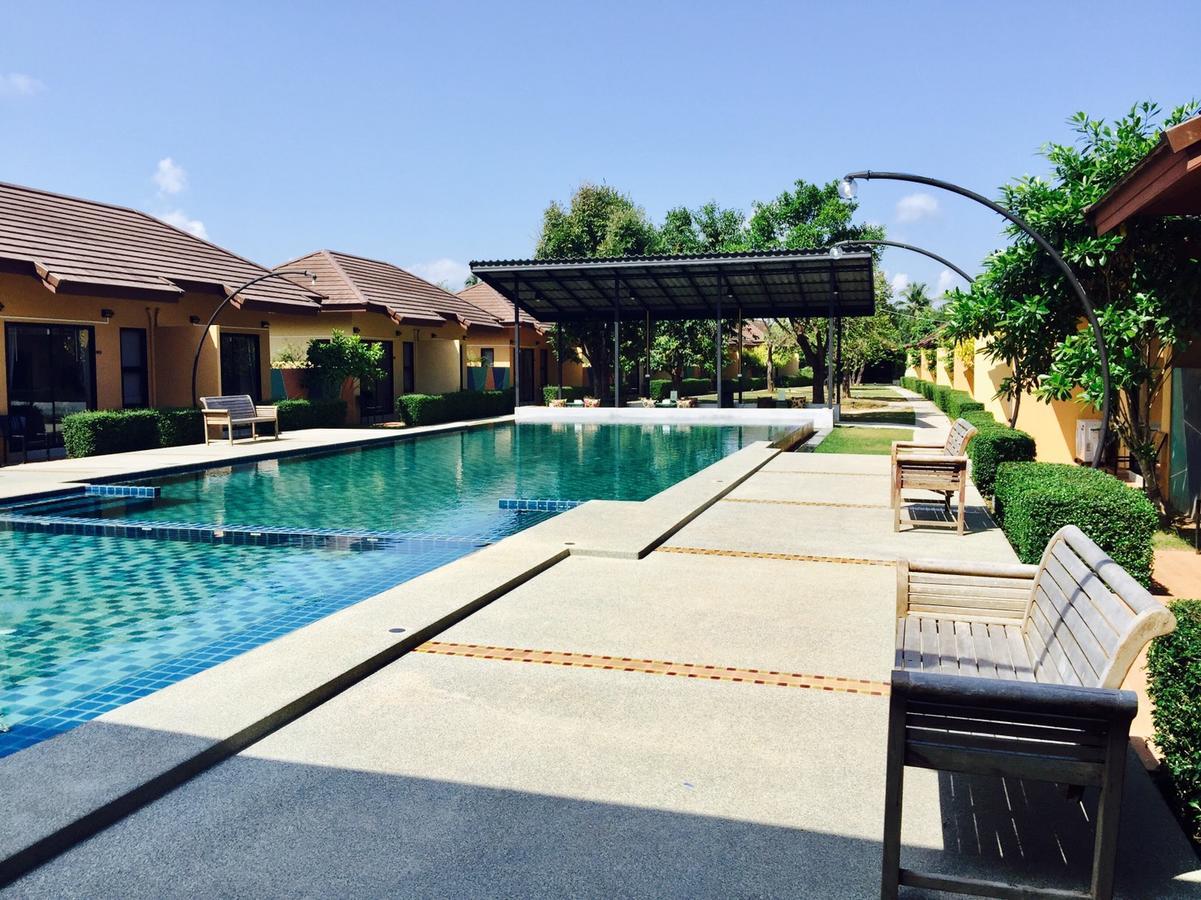 Green Adamas Resort Chumpon Extérieur photo