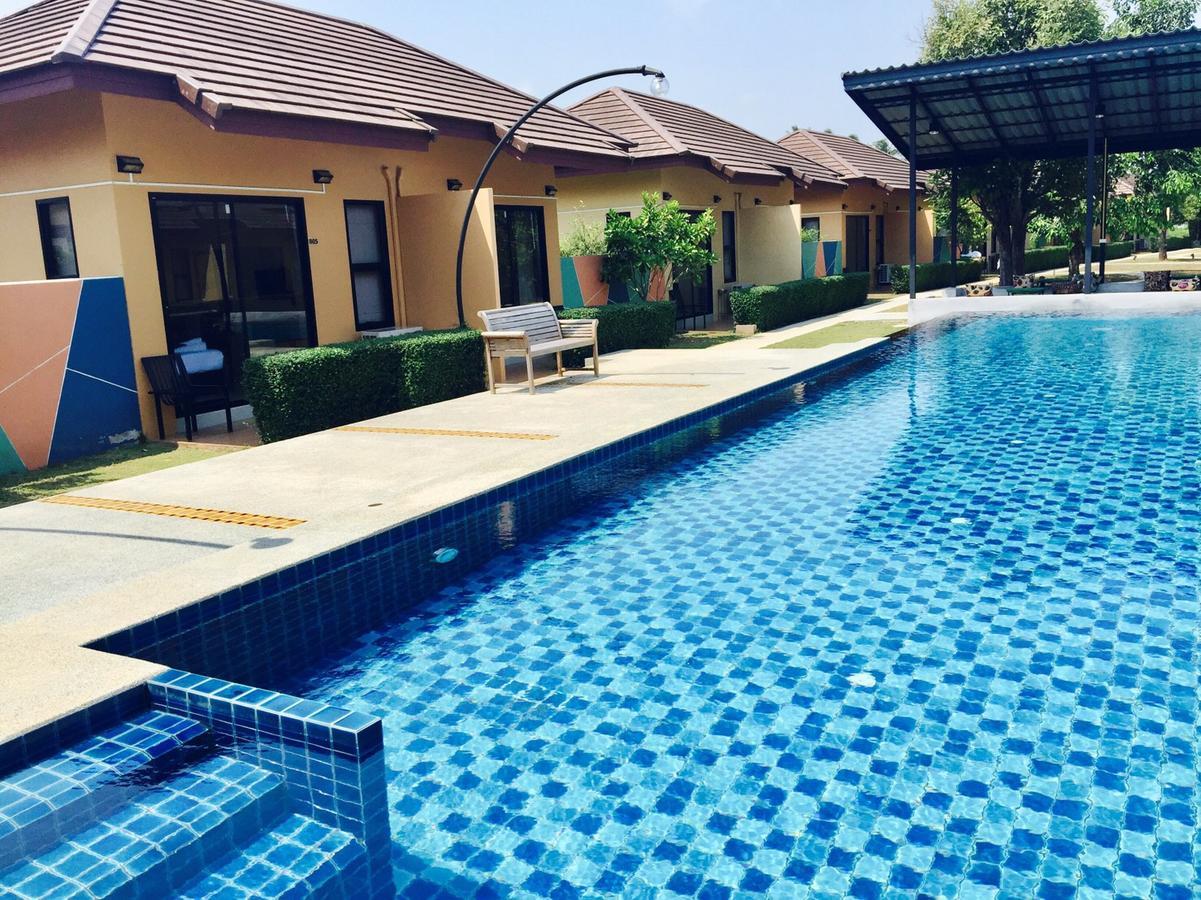 Green Adamas Resort Chumpon Extérieur photo