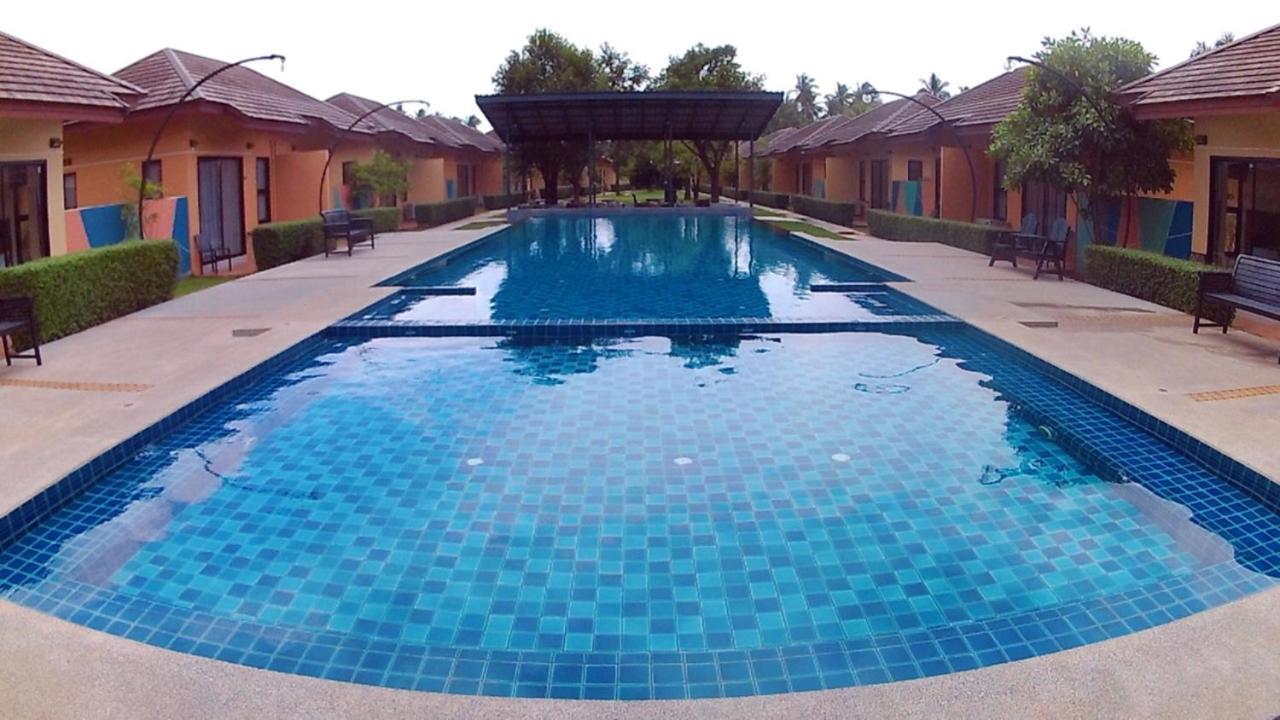 Green Adamas Resort Chumpon Extérieur photo