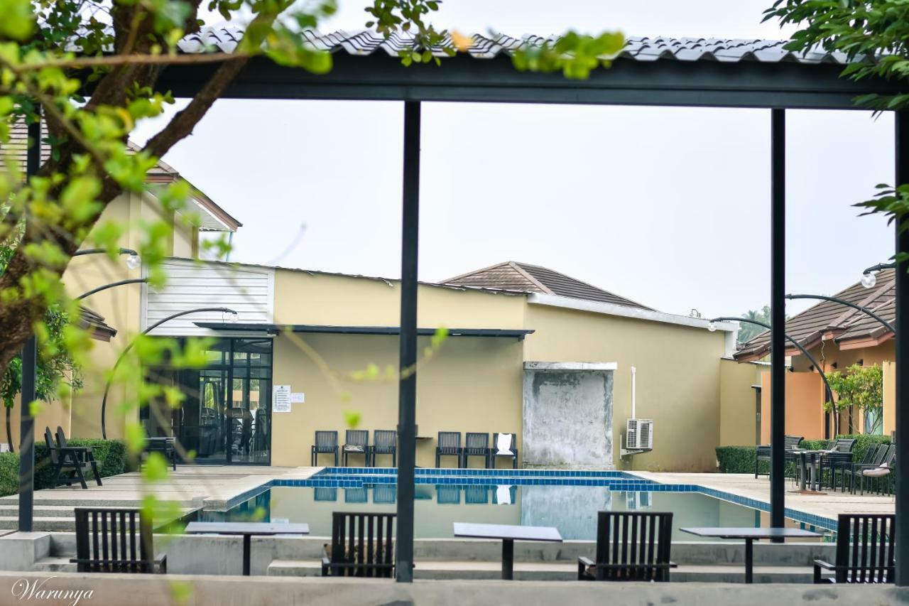 Green Adamas Resort Chumpon Extérieur photo